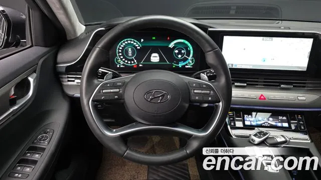 Hyundai Grandeur — Фото автомобиля 12