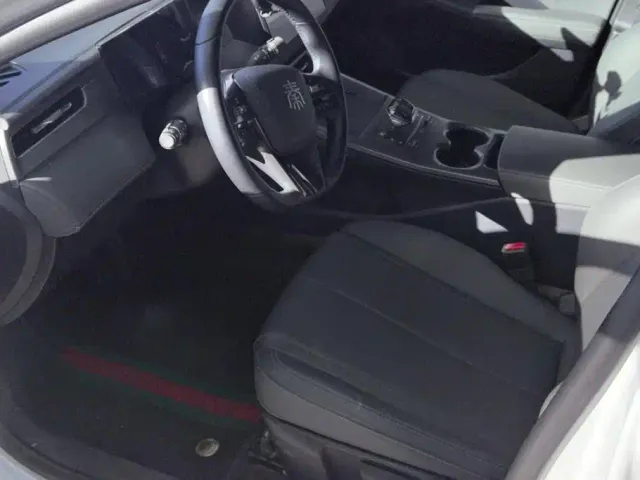 BYD Qin PLUS — Фото автомобиля 9