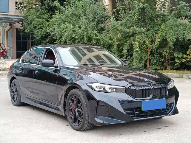 BMW i3 — Фото автомобиля 3