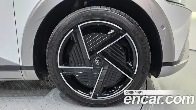 Hyundai Ioniq 5 — Фото автомобиля 6