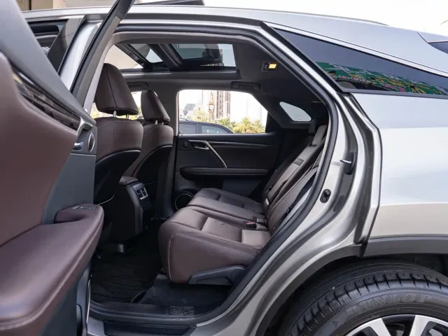 Lexus RX — Фото автомобиля 11