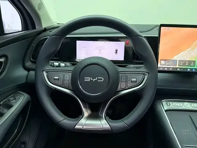 BYD Seal 05 DM-i — Фото автомобиля 8