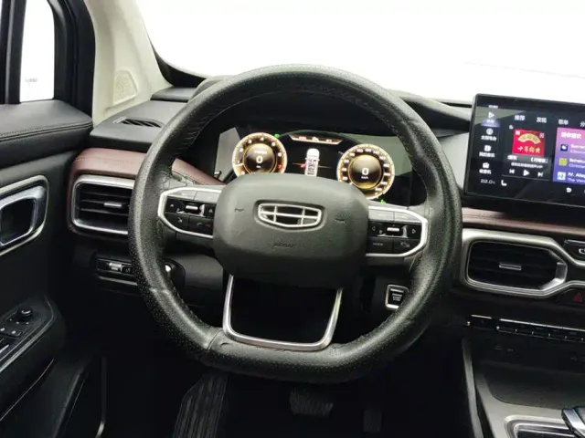 Geely Haoyue — Фото автомобиля 15