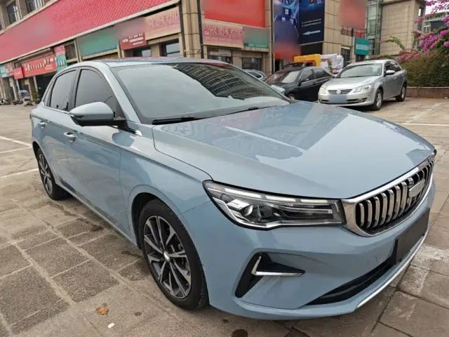 Geely Emgrand — Фото автомобиля 3