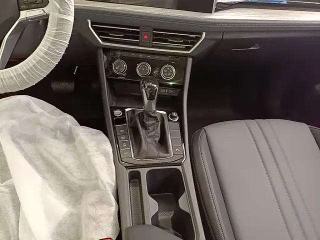 Volkswagen Sagitar — Фото автомобиля 13