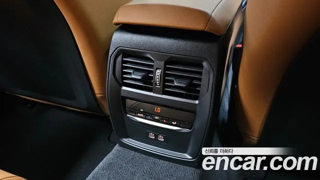 BMW 3-Series 3 серия (G20) 320i M Sport — Фото автомобиля 24