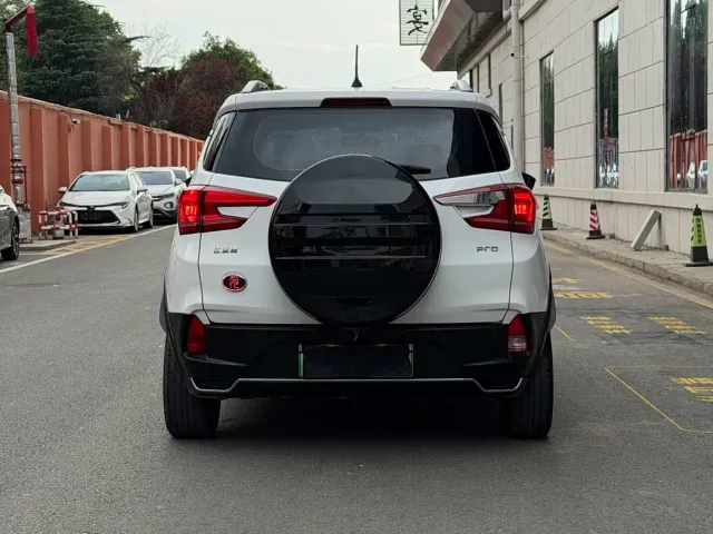 BYD Yuan Pro — Фото автомобиля 6