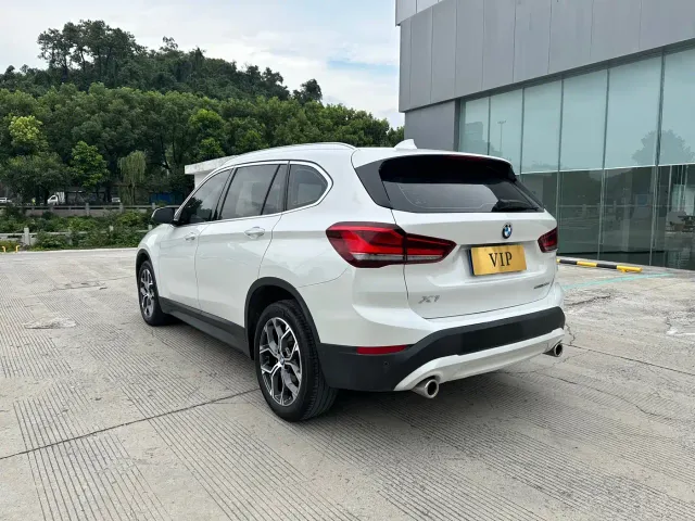 BMW X1 — Фото автомобиля 7