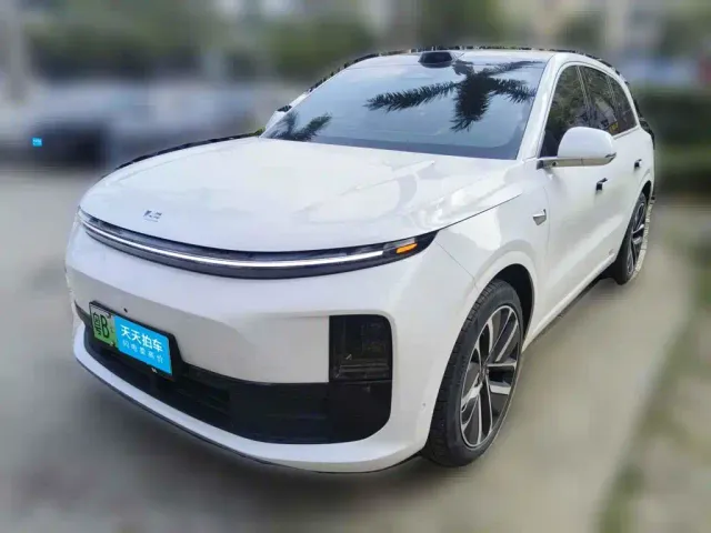 Фотография автомобиля — Li Auto L6