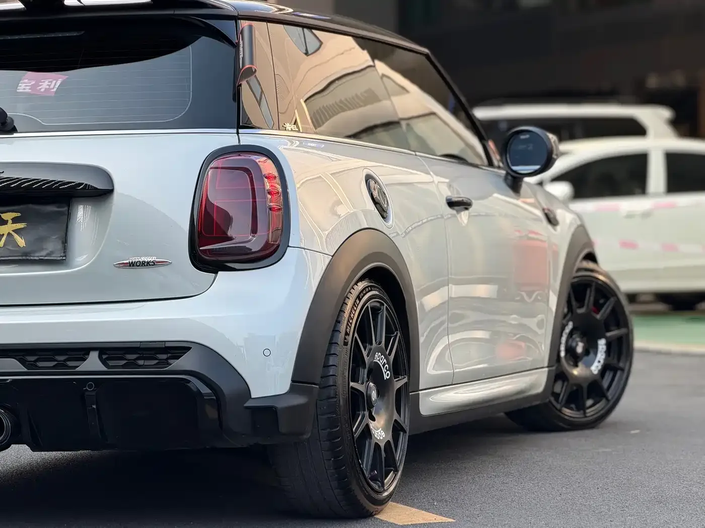 MINI MINI JCW 2022 2.0T JOHN COOPER WORKS ALL-IN — Фото автомобиля 3