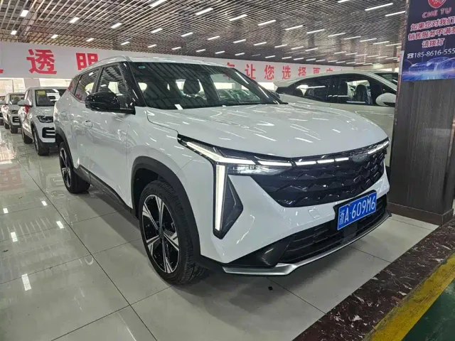 Geely Boyue — Фото автомобиля 6