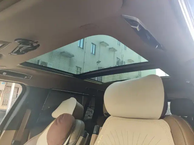 Land Rover Range Rover — Фото автомобиля 9