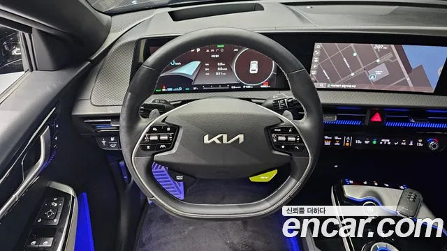 Kia EV6 — Фото автомобиля 10