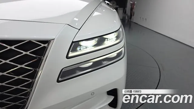 Genesis GV80 2.5T Бензин AWD — Фото автомобиля 22