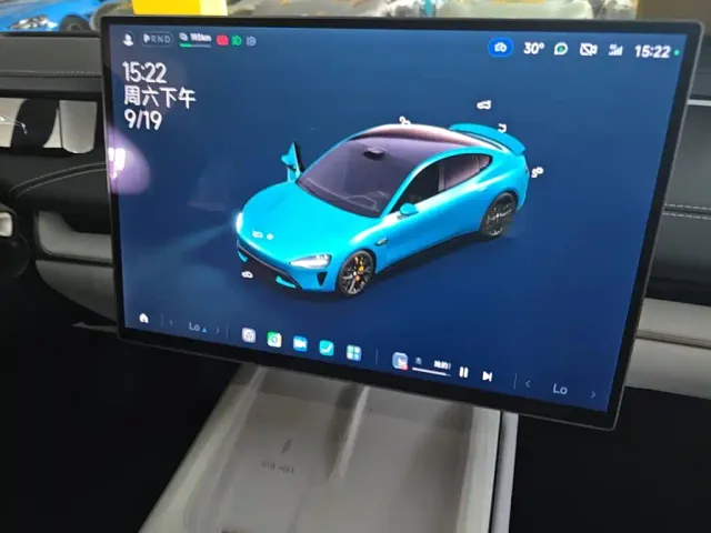 Xiaomi SU7 — Фото автомобиля 12