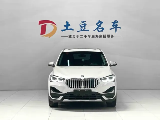 BMW X1 — Фото автомобиля 2