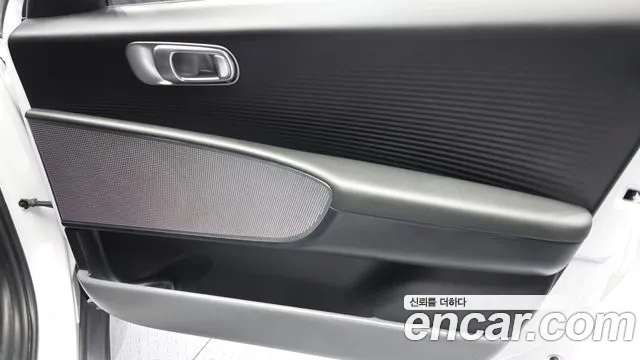 Hyundai Ioniq 6 — Фото автомобиля 13