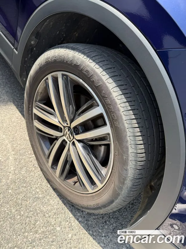 Volkswagen Tiguan — Фото автомобиля 5