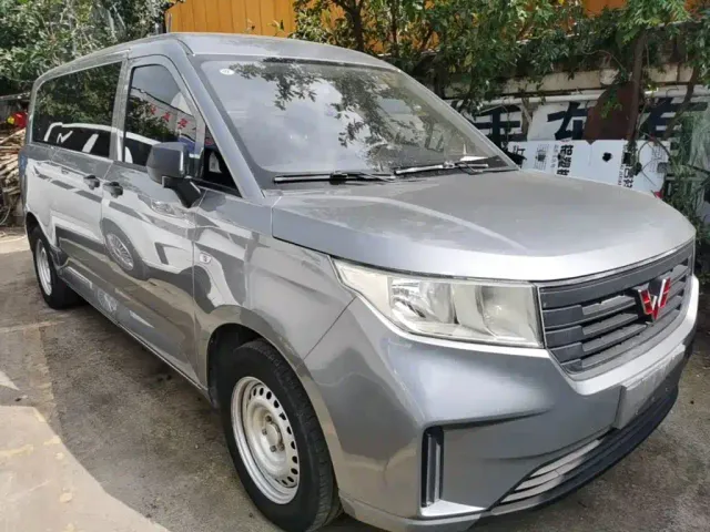 Wuling Zhengcheng — Фото автомобиля 3