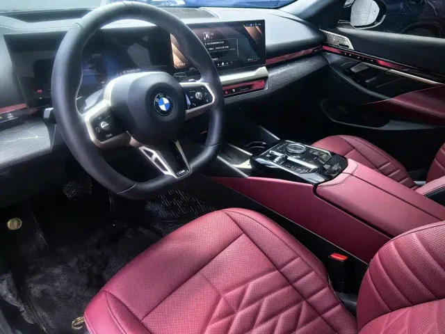 BMW 5 Series — Фото автомобиля 4