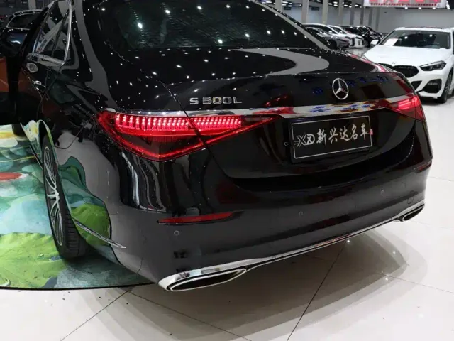 Mercedes-Benz S-Class — Фото автомобиля 25