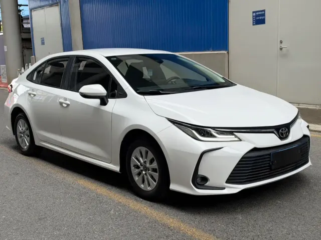 Toyota Corolla — Фото автомобиля 3