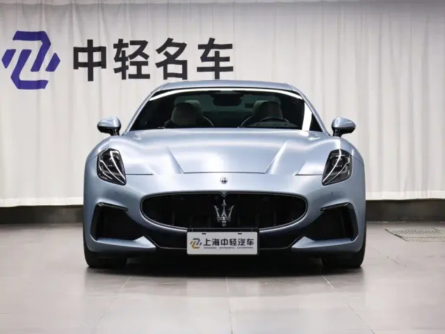 Maserati GranTurismo — Фото автомобиля 2