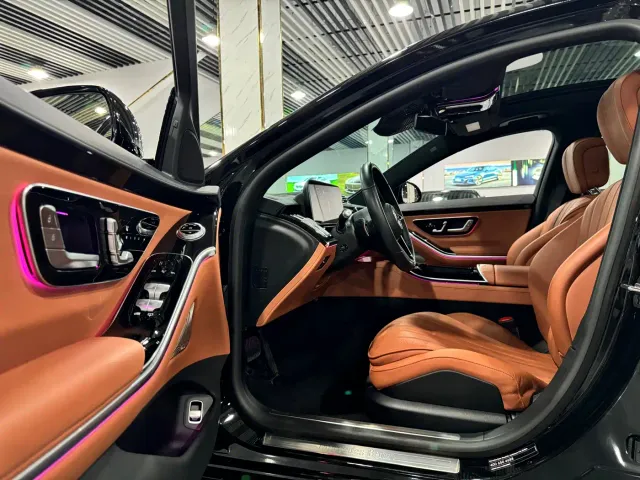 Mercedes-Benz S-Class — Фото автомобиля 4