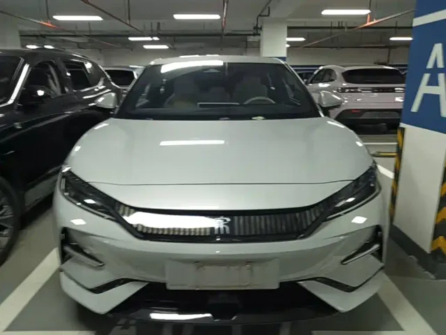 BYD Song L EV — Фото автомобиля 2