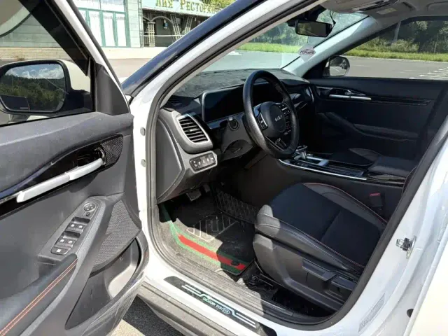 Kia Seltos — Фото автомобиля 14