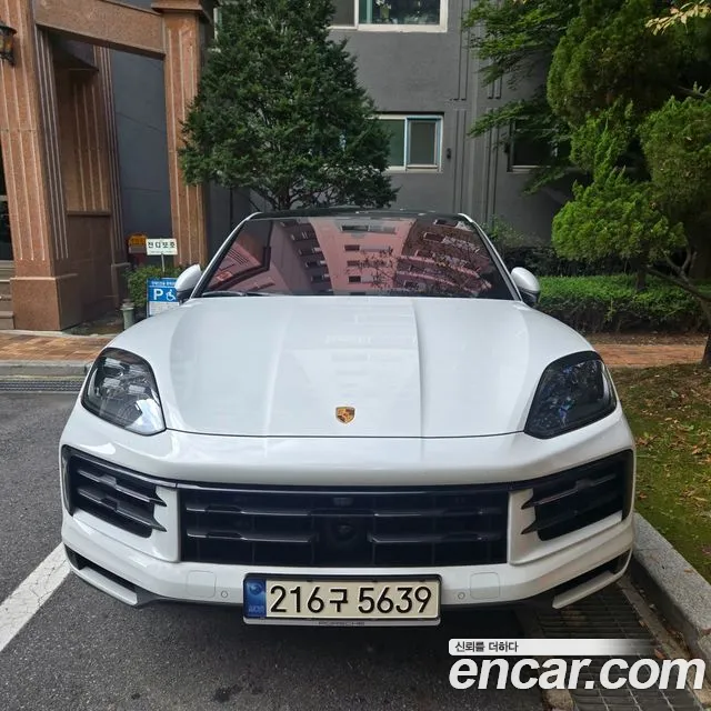 Фотография автомобиля — Porsche Cayenne PO536