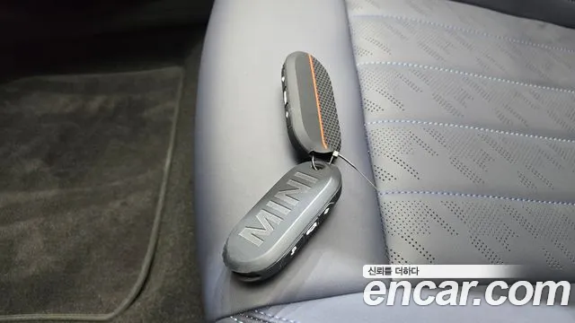 Mini Cooper — Фото автомобиля 15