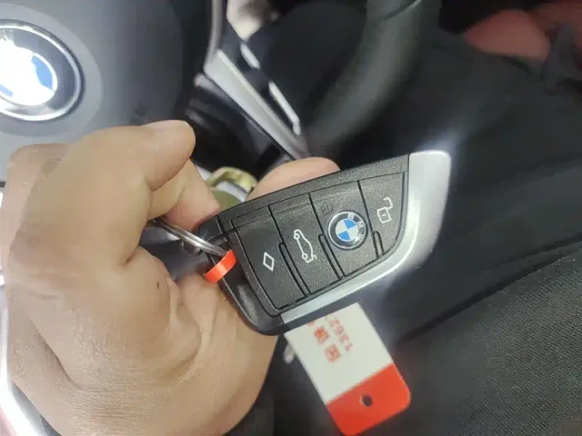 BMW 3 Series — Фото автомобиля 8
