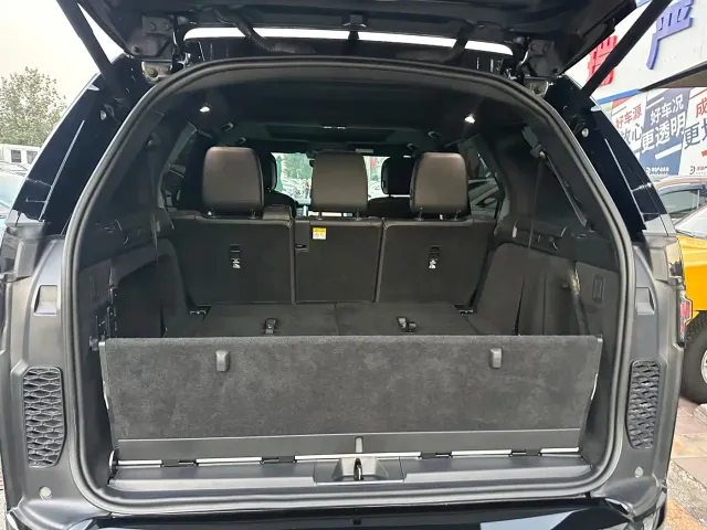 Land Rover Discovery — Фото автомобиля 14