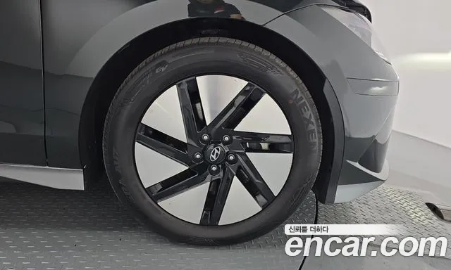 Hyundai Ioniq 6 — Фото автомобиля 6