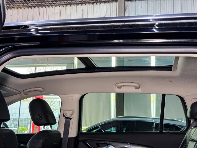 Buick Envision Plus — Фото автомобиля 8