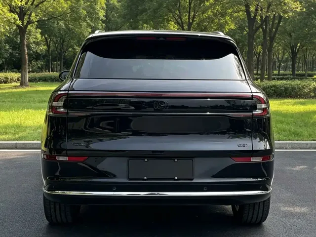 Changan Qiyuan Q07 — Фото автомобиля 5