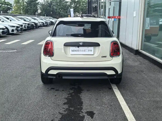 MINI Hatch — Фото автомобиля 4