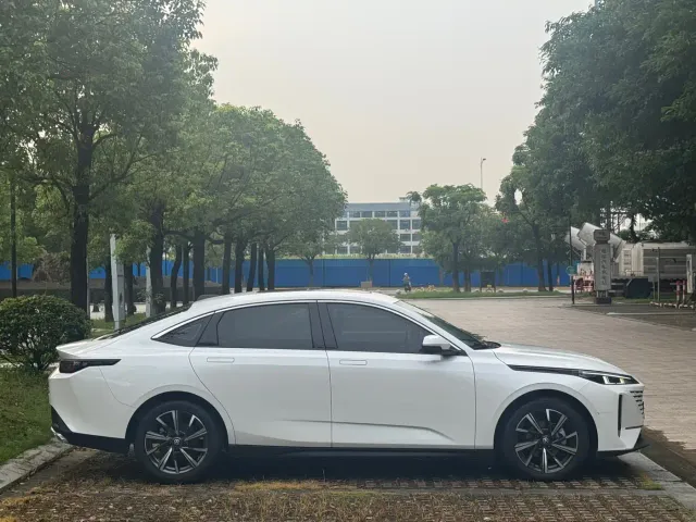 Changan Lamore — Фото автомобиля 12