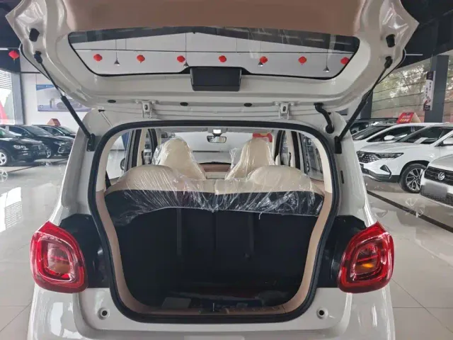 Wuling Hongguang Mini EV — Фото автомобиля 14