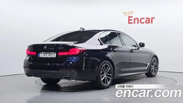 BMW 5-Series — Фото автомобиля 2