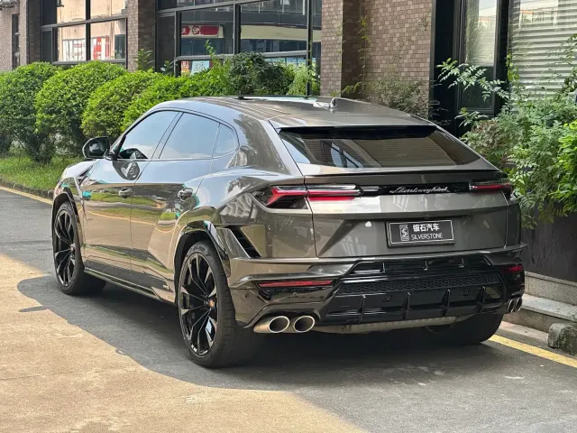 Lamborghini Urus 2023 4.0T V8 S — Фото автомобиля 3