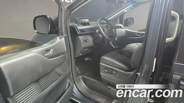 Hyundai Staria Staria Tourer 11 мест — Фото автомобиля 10