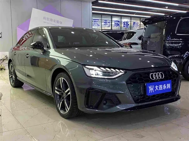 Audi A4L — Фото автомобиля 3