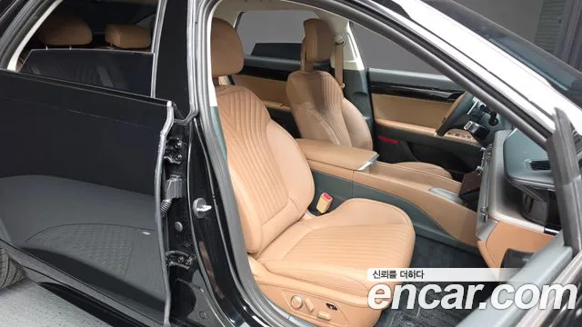 Hyundai Grandeur Grandeur (GN7) 3.5 Бензин 4WD — Фото автомобиля 26