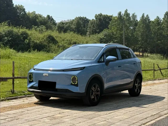 Фотография автомобиля — Geely Geometry E Firefly
