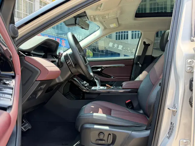 Land Rover Range Rover Evoque — Фото автомобиля 10