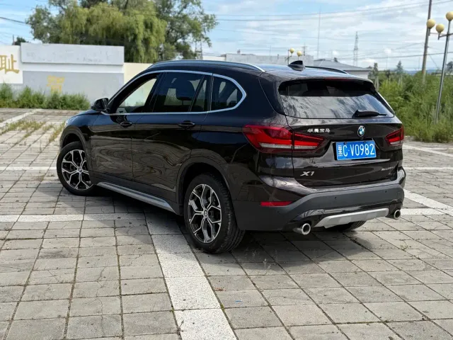 BMW X1 — Фото автомобиля 6
