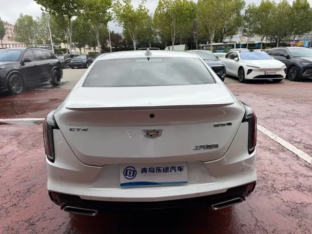 Cadillac CT4 — Фото автомобиля 5