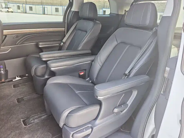 GAC Trumpchi M8 — Фото автомобиля 11